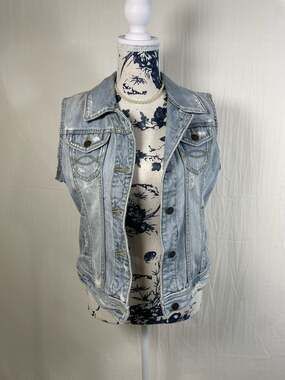 Vintage Abercrombie & Fitch Light Wash Distressed Denim Vest Size Large